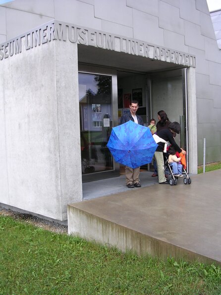 20030831_122300_DSCN0854