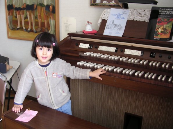 20041201_053236_DSCN2816