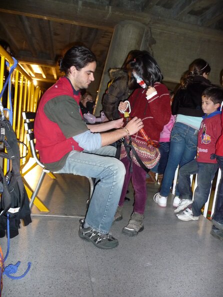 20081229_193432_P1000082